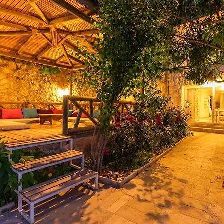 Doga Manzarali Kiralik Bezirgan