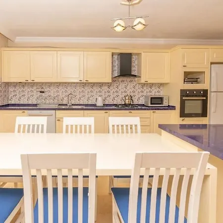 Doga Manzarali Kiralik Villa