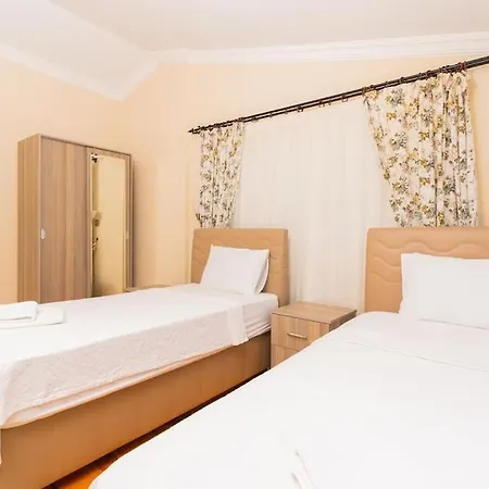 Doga Manzarali Kiralik Villa